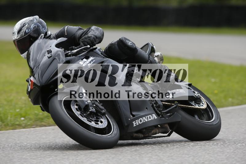 /Archiv-2024/26 31.05.2024 TZ Motorsport Training ADR/Gruppe rot/4